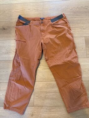Patagonia Men Venga Rock Pants Regular Style # 83083. Fall 2022 Henna Brown